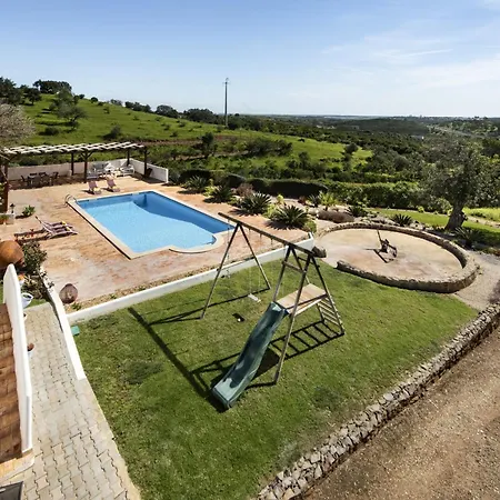 Quinta Dos Medronheiros 펜션 *