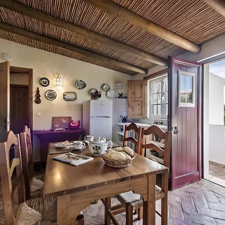 펜션 Quinta Dos Medronheiros 알투라