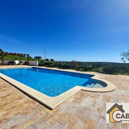 Quinta Dos Medronheiros Holiday home *