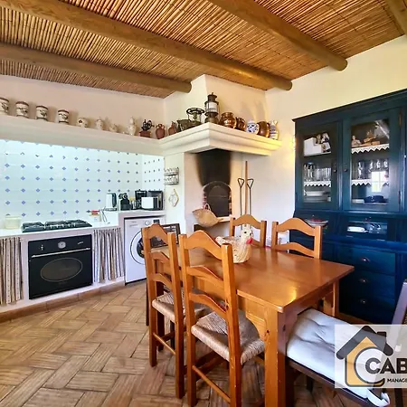 Quinta Dos Medronheiros Holiday home *